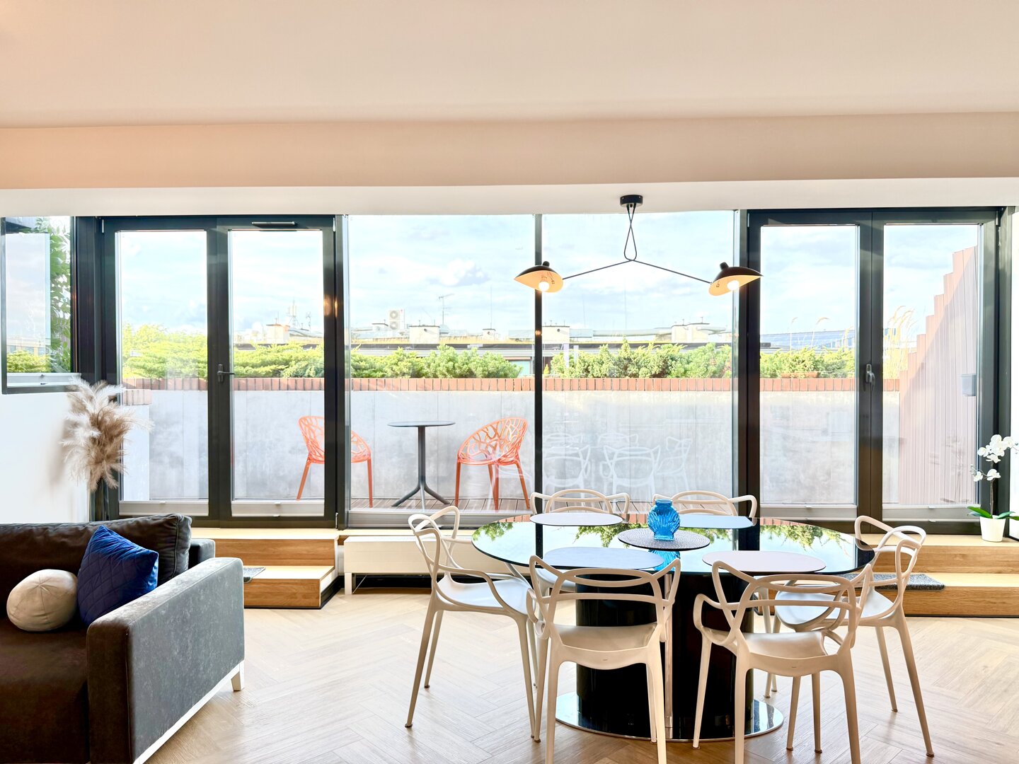 Przestronny Apartament z 2 sypialniami, 2 balkonami i parkingiem w Kompleksie Angel City 81m² - A15 Przestronny Apartament z 2 sypialniami, 2 balkonami i parkingiem w Kompleksie Angel City 81m² - A15